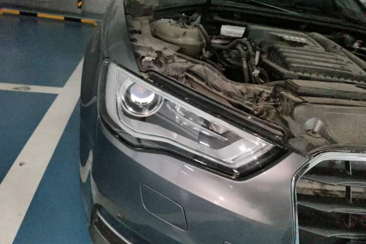 Used Audi A3 2014 Sportback 35 TFSI Automatic Comfort Model Right Front Headlight