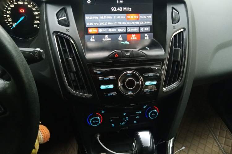 Used Ford Focus 2015 Hatchback 1.6L Automatic Fashion Edition
