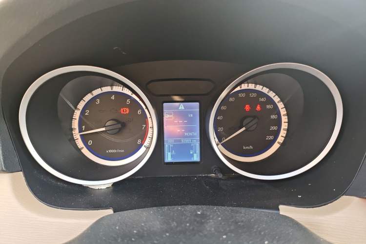 Used Soueast V5 Lingzhi 2012 1.5L Manual Comfort Edition Instrument Cluster