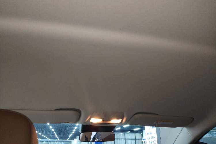 Used Hongqi E-QM5 2024 610 km PLUS