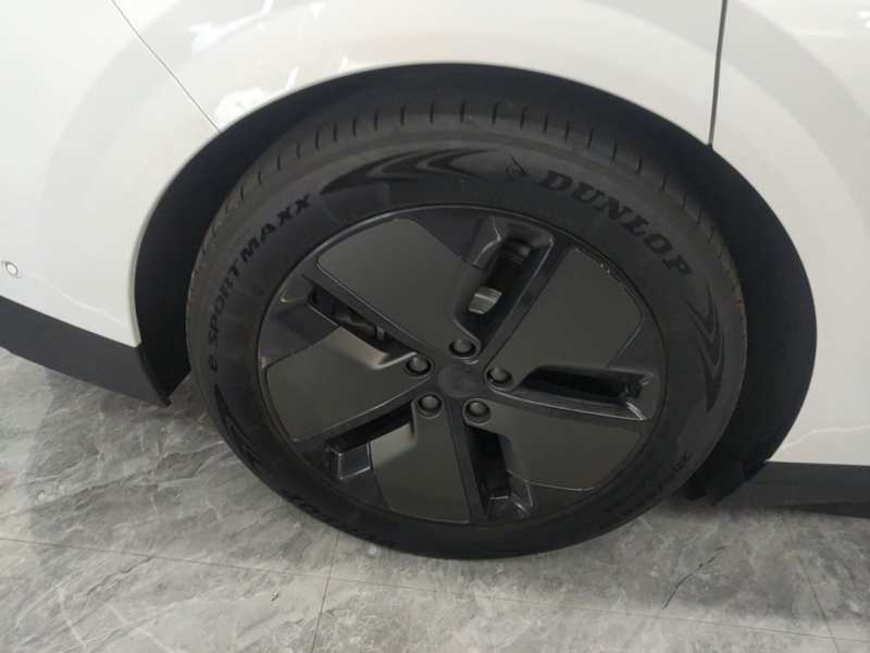 Used Li Auto i6 2025 Model Two-Wheel-Drive Standard Type — 25
