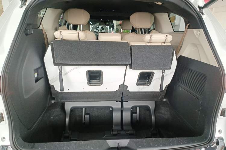 Used Toyota SIENNA 2021 2.5L Hybrid Premium Edition