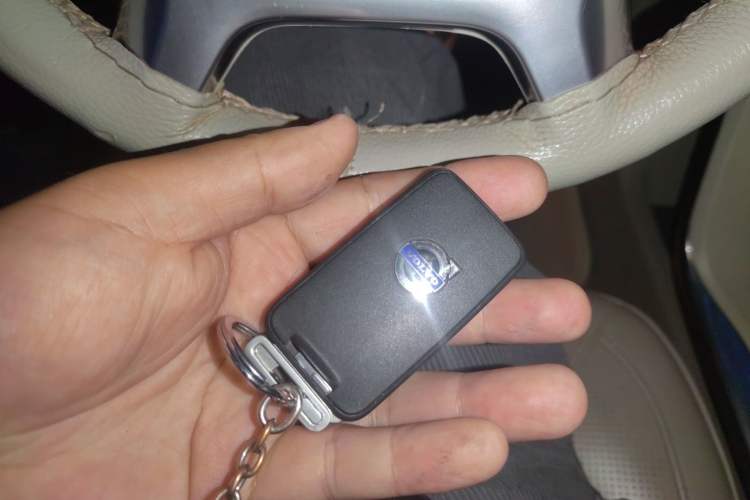 Used Volvo S80L 2011 2.0T ZhiZun Edition Vehicle Key