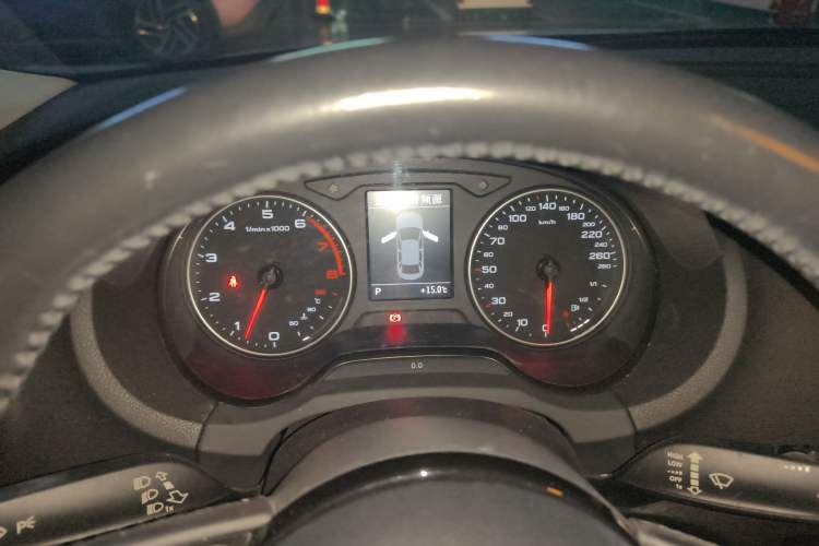 Used Audi A3 2014 Limousine 35 TFSI Automatic Fashion Model