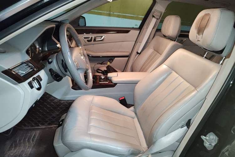 Used Mercedes-Benz E-Class 2012 E 300 L Elegant Model