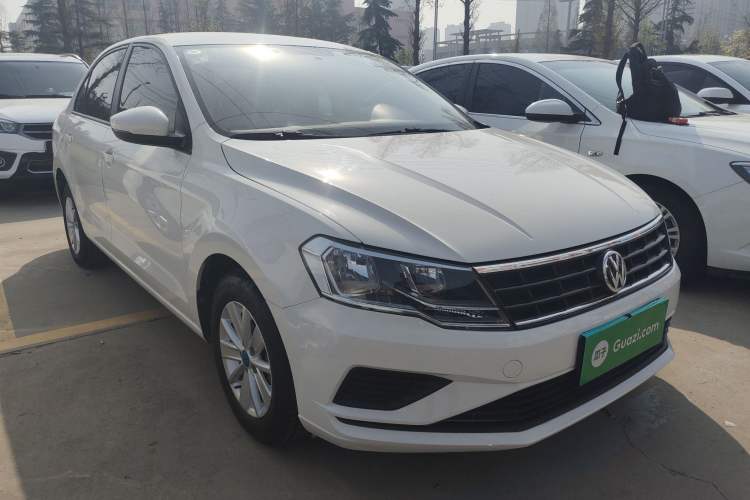 Used Volkswagen Jetta 2017 1.4L Manual Fashion Edition