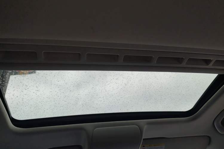 Used Volkswagen Polo 2016 1.6L Automatic Comfort Model