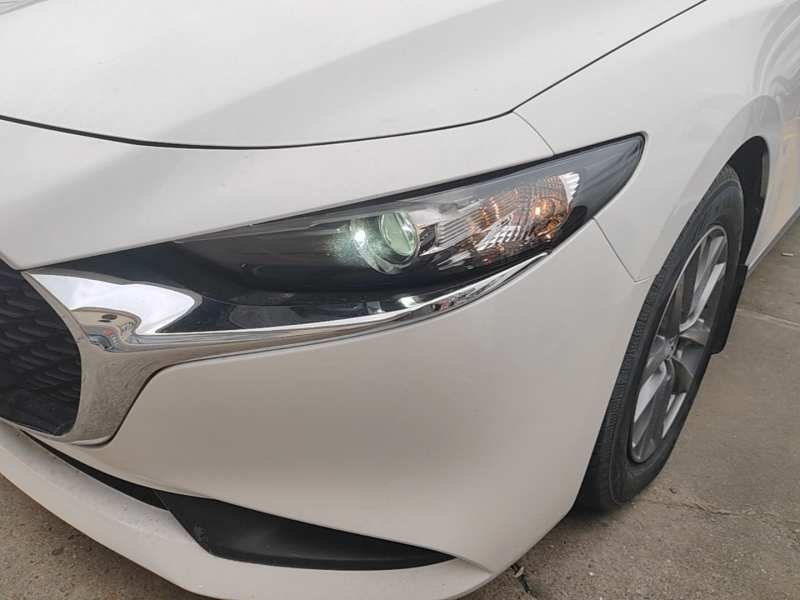 Used Mazda 3 Axela 2021 1.5L Automatic Zhiyue Edition — 23