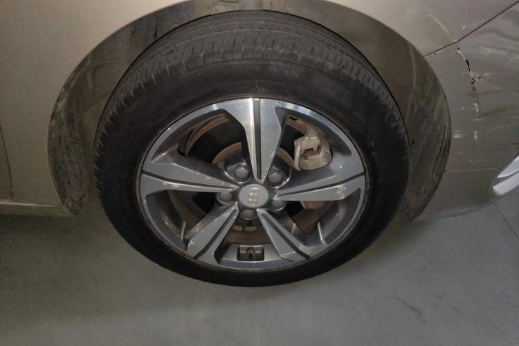 Used Geely Auto Emgrand GL 2018 1.4T DCT Elite Smart Connectivity Version
