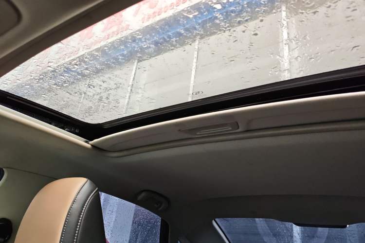 Used Chevrolet Monza 2020 320 Automatic Enjoyment Edition
