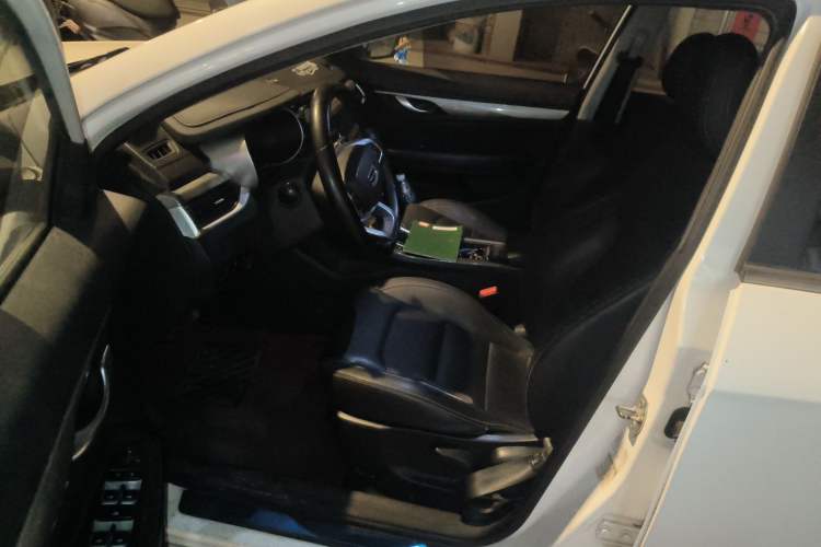 Used Geely Auto Emgrand 2019 Leading Edition 1.5L CVT Upward Asian Games Edition China V
