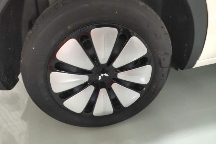 Used Wuling Bingo 2025 333 km Lingxi Connected Version
