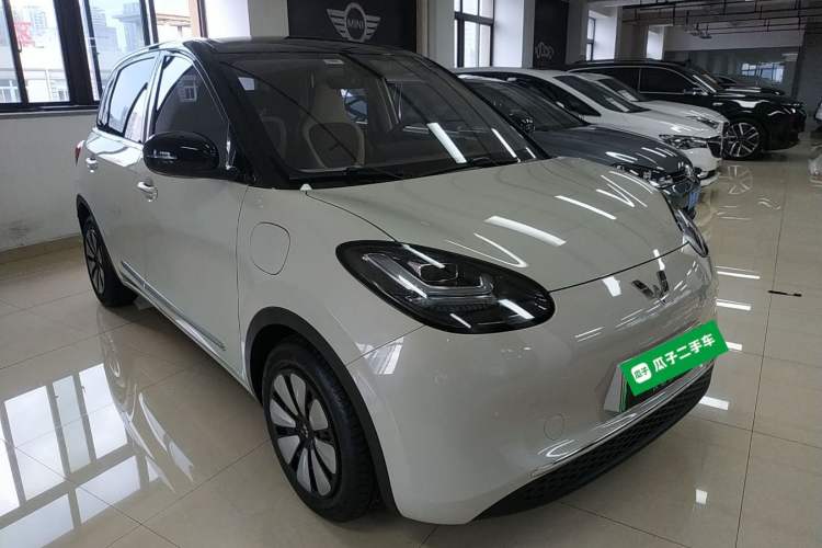 Used Wuling Bingo 2023 333 km Lingxi Connected+ Version