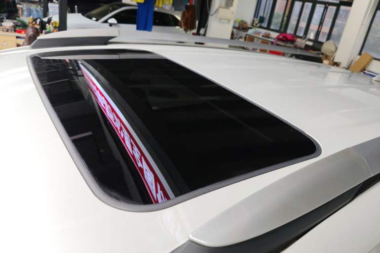 Used Toyota RAV4 2016 2.0L CVT Two-Wheel Drive Fashion Edition China V Standard