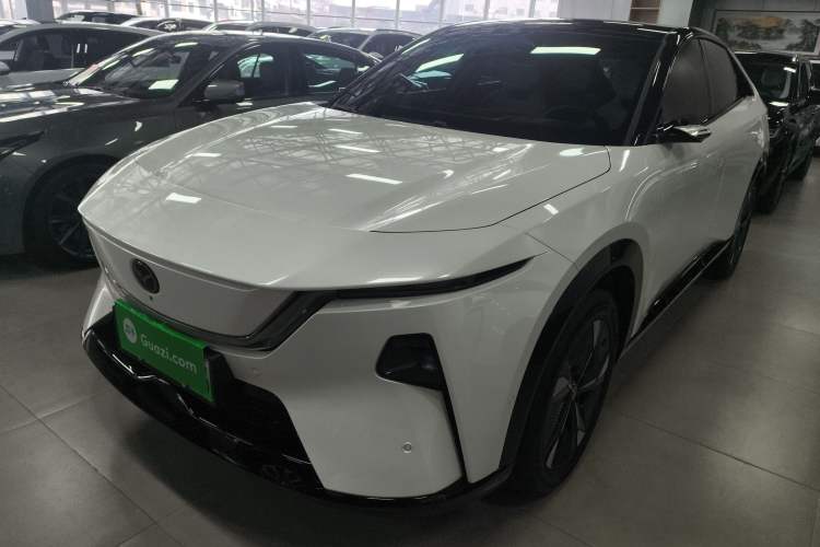 Used Mazda EZ-60 2025 Model Range-Extended 200 Max