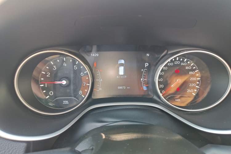 Used Jeep Compass 2017 200T Automatic Family Edition
