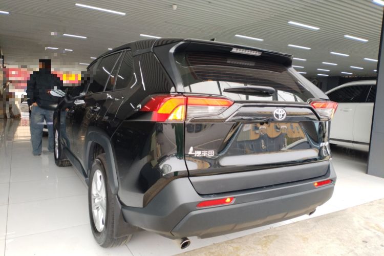 Used Toyota RAV4 2024 2.0L CVT Two-Wheel Drive Urban Edition
