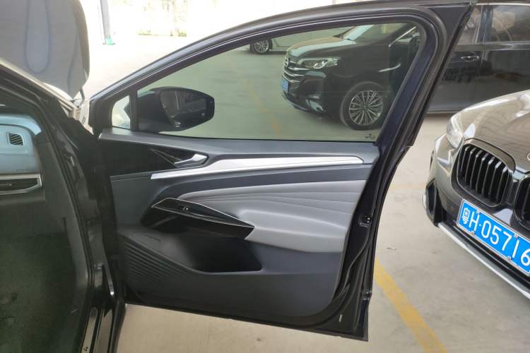 Used Volkswagen ID.4 CROZZ 2022 Long-Range Lite PRO Edition