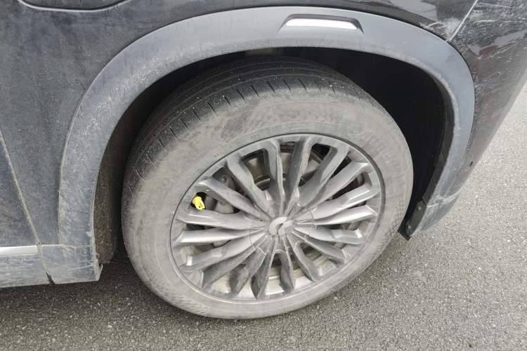 Used Nio ES8 2020 450 km Range 6-Seater Version Right Front Wheel Hub