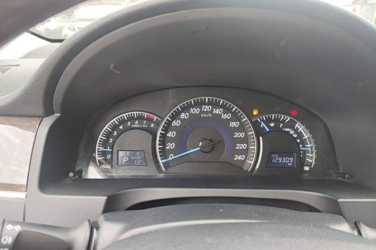 Used Toyota Camry 2016 2.0G 10th Anniversary Leading Edition
