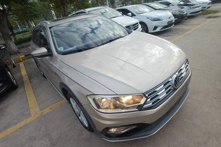 Used Volkswagen C-TREK 2018 1.5L Automatic Comfort Model