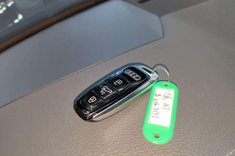 Used Audi A7L 2022 45 TFSI quattro S-line Wind Rider Vehicle Key