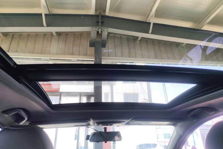 Used Honda XR-V 2021 1.5L CVT Comfort Version Headliner