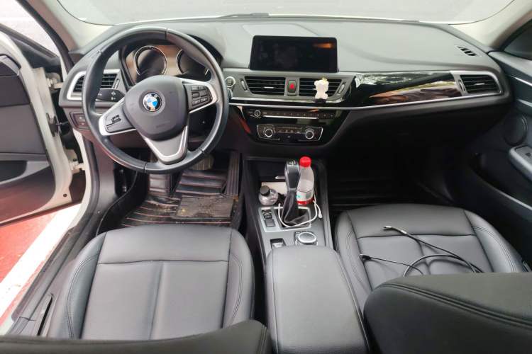 Used BMW 1 Series 2019 118i Fashion Model Center Console