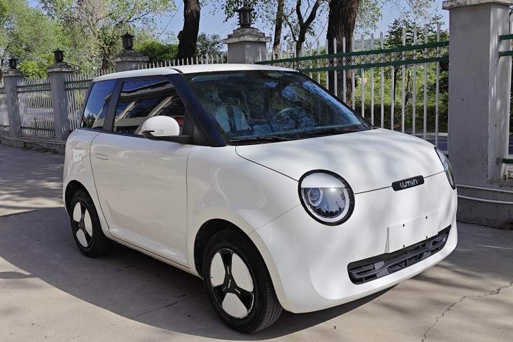 Used CHANGAN NEVO Lumin 2022 155 km – Refreshingly Sweet Edition Front Right 45 Deg