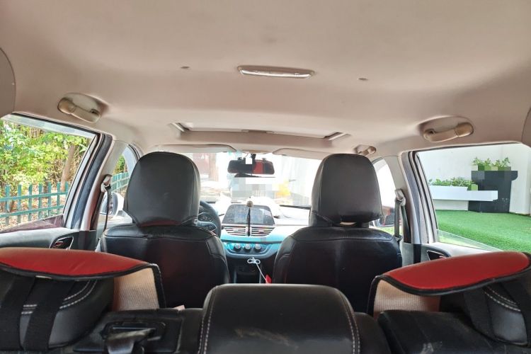 Used Baojun 310W 2018 1.5L Automatic Luxury Version China VI Emission Standard
