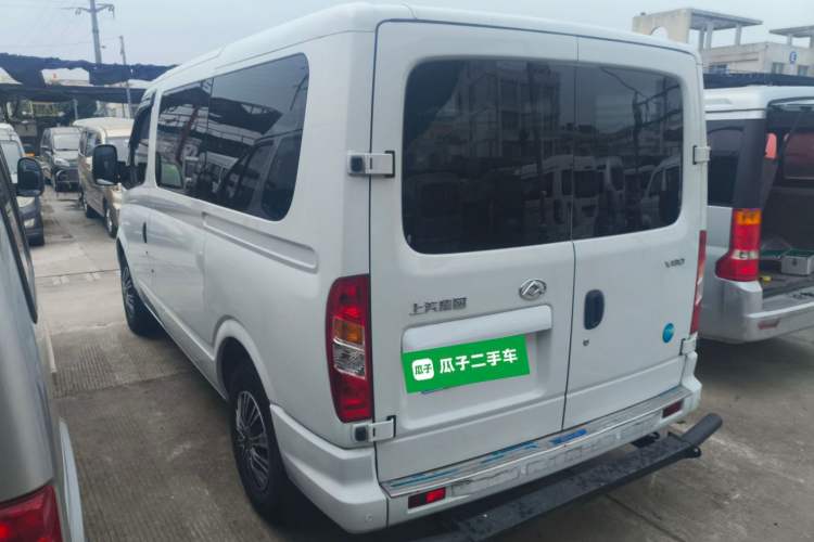 Used SAIC MAXUS Xintu V80 2023 2.0T Manual Classic Aoyuntong Short Wheelbase Ultra-Low Roof 5/6-Seater