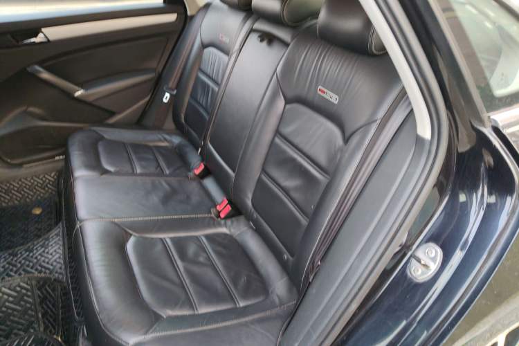 Used Volkswagen Passat 2014 1.8TSI DSG 30th Anniversary Edition