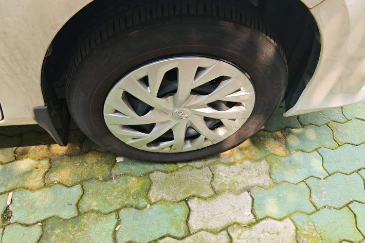 Used Toyota Vios 2022 1.5L CVT Active Drive CARE Edition Right Front Wheel Hub