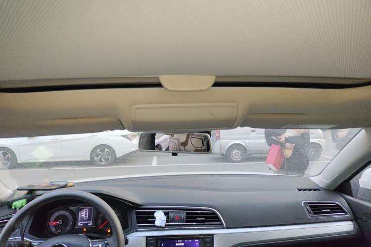 Used Volkswagen Lamando 2019 230TSI DSG Fashion Edition China VI
