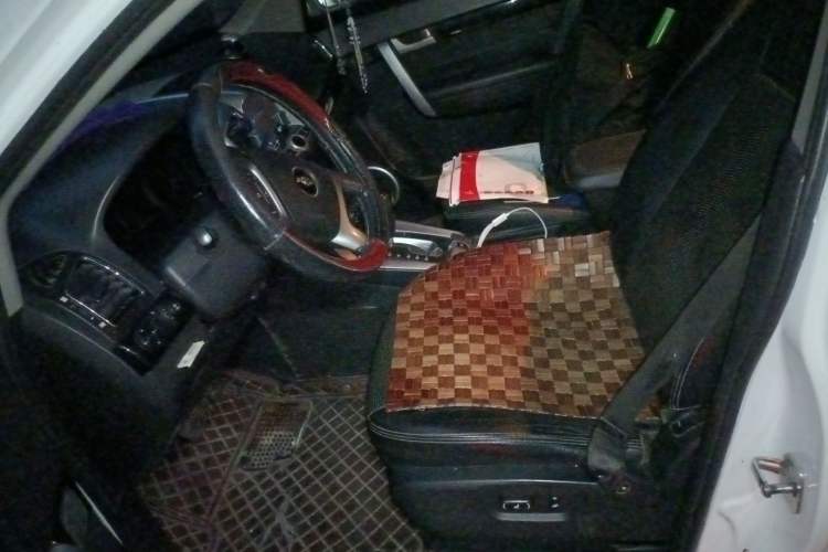 Used Chevrolet Captiva 2014 2.4L Two-Wheel Drive Urban Version 7 Seats