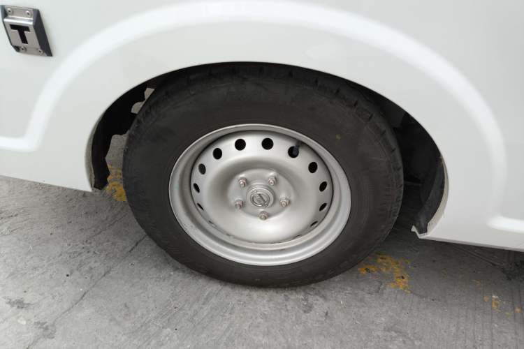 Used SRM New Energy E3L 2025 Ningde 53.58kWh 365KM Practical Bus
