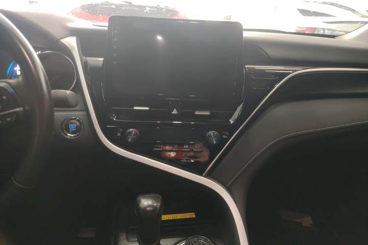 Used Toyota Camry 2022 2.0S Knight Edition