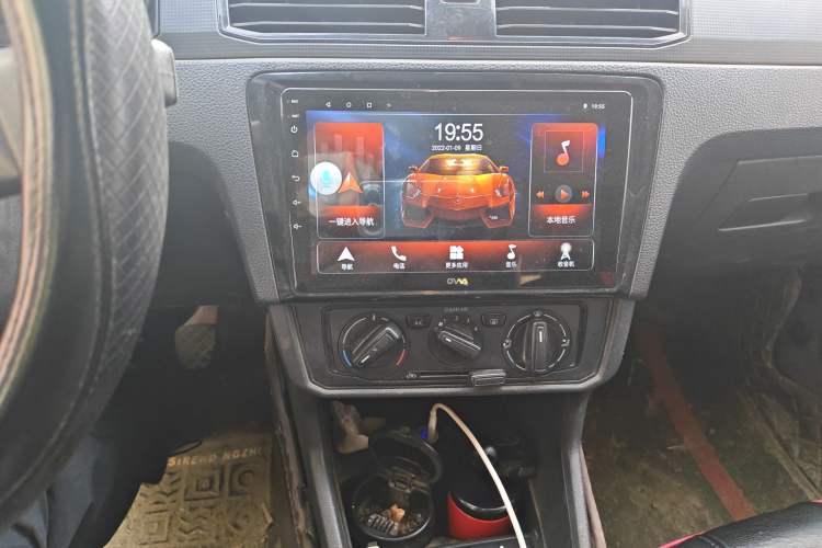 Used Volkswagen Santana 2018 1.5L Manual Fashion Edition Audio And AC Panel