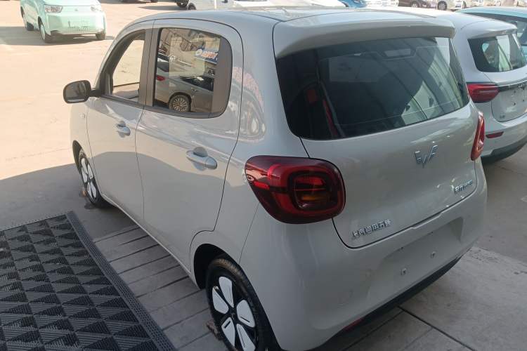 Used Wuling Hongguang MINIEV 2025 Four-Door Version Advanced Edition Rear Left 45 Deg