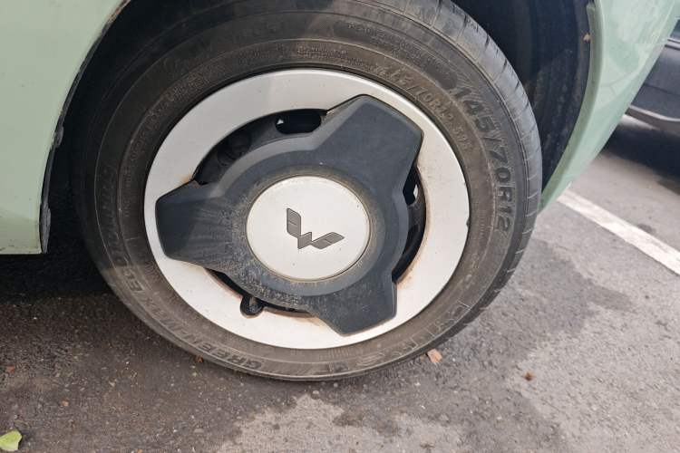 Used Wuling Hongguang MINIEV 2021 Macaron Fashion Model Lithium Iron Phosphate
