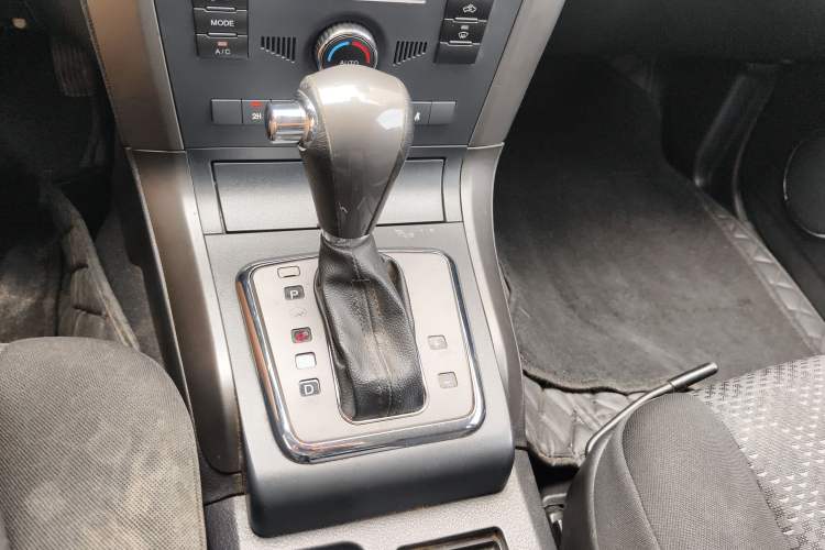 Used Haval H5 Classic 2012 ZhiZun Edition Green & Quiet 2.0T Automatic All-Wheel Drive Comfort Model
