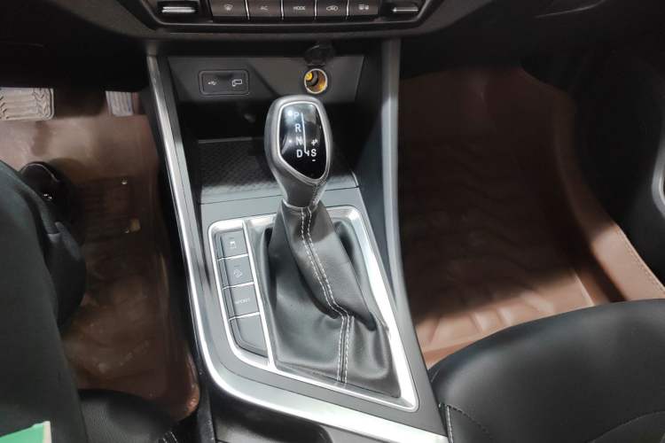 Used Geely Auto Vision X3 2020 1.5L CVT Luxury Model