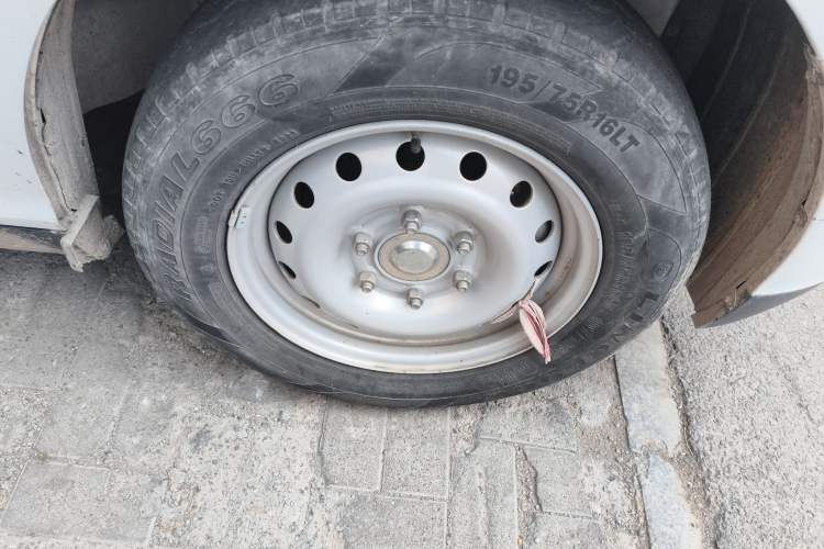 Used Ruichi EC75 2023 Pioneer Model I 41.85 kWh