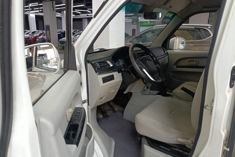 Used Jinbei New Hiace X30L 2019 1.5L Cargo Van Wealth Edition China VI SWC15M Driver Seat