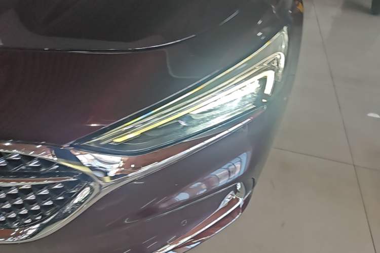 Used Buick LaCrosse 2019 28T Avenir
