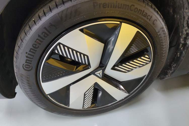 Used Deepal S05 2024 200Max Range-Extended Long-Range Version