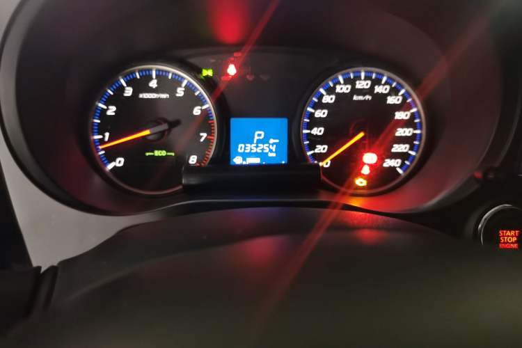 Used Mitsubishi Outlander 2018 2.0L Two-Wheel Drive Glory Edition 5 Seats