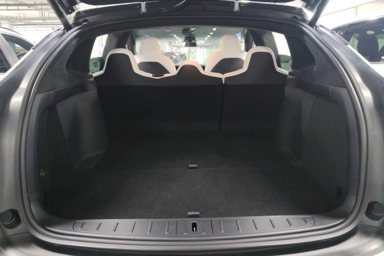 Used Tesla Model X 2019 Long-Range Version
