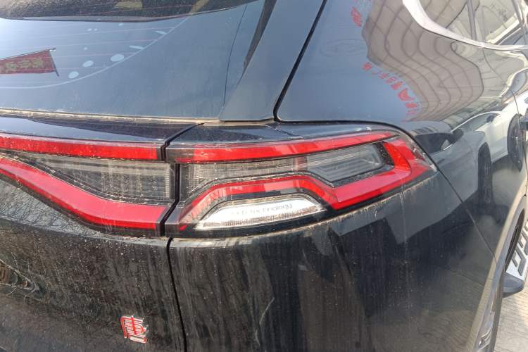 Used BYD Tang 2019 2.0T Automatic SmartConnect Luxury Edition 5 Seats China VI Standard