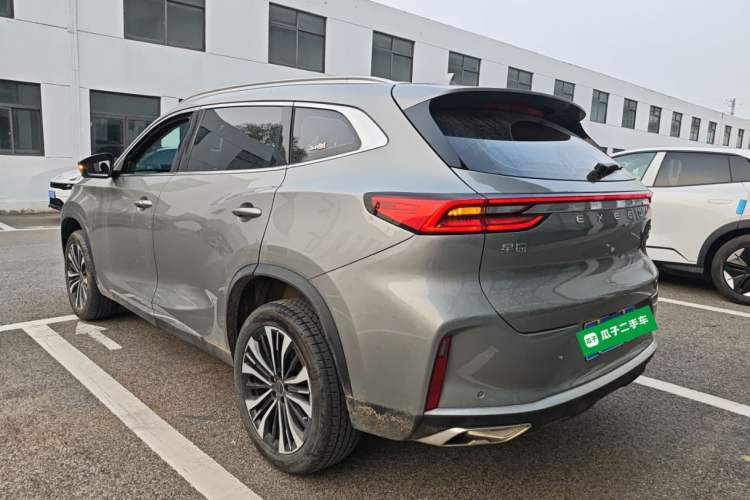 Used EXEED Lingyun 2024 300T Two-Wheel Drive Starlight Edition
